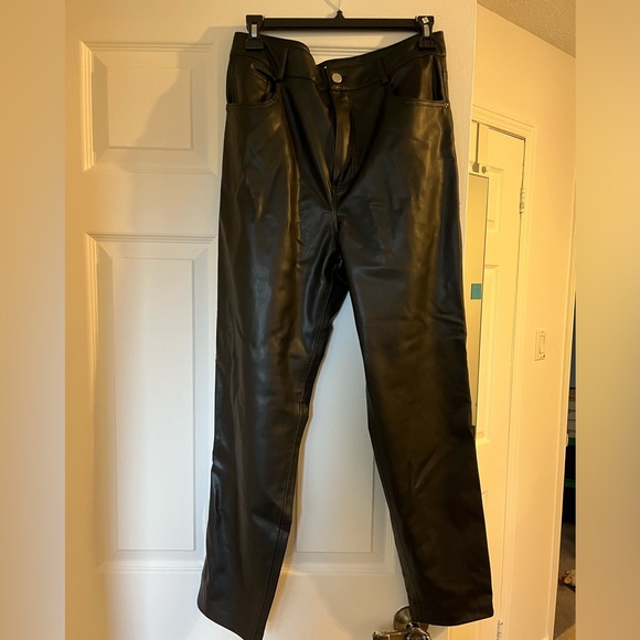 NWOT Zara Leather Pants - Picture 3 of 3